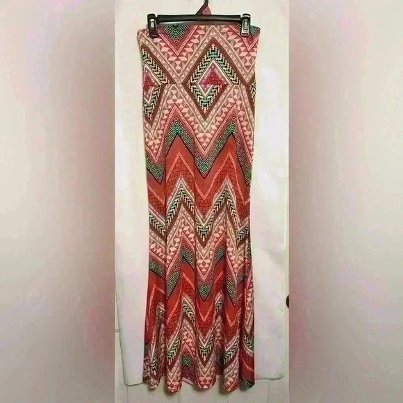 Yoyo 5 Brand Long Maxi Skirt Size Large  A0047 - Picture 1 of 8